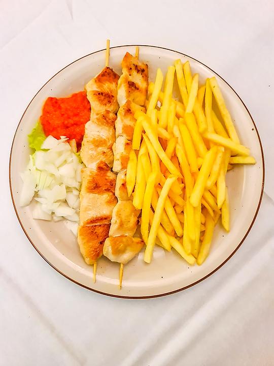 Spiedini di maiale + Patatine fritte